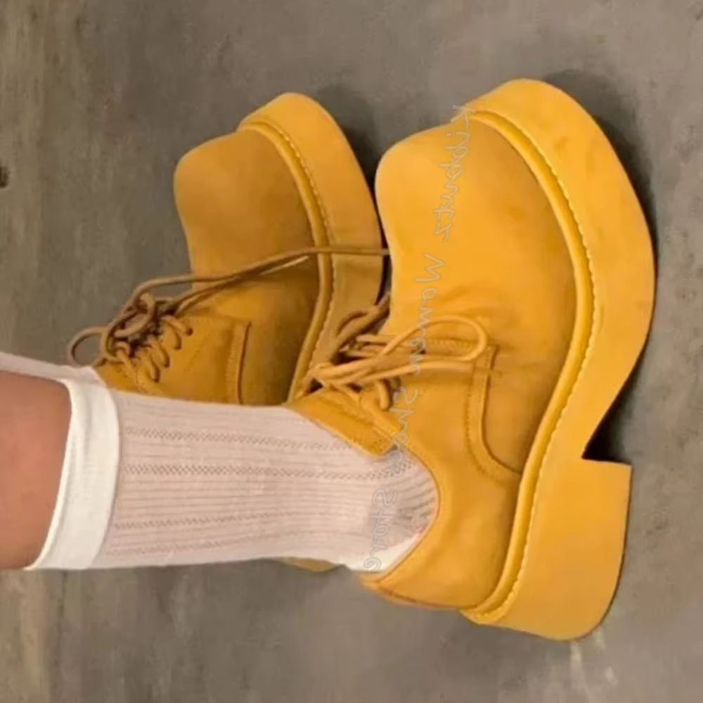 Women'S Shoes To Men'S Size - Büyük Başlı Pompalı Bağcıklı Kalın Topuklu