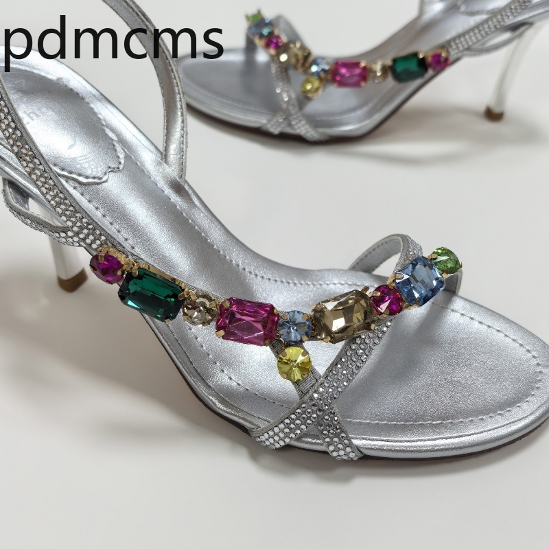 Yeni Kadın Sandaletleri, Yazlı - Women Shoes Brand incelemesi ve fiyatı
